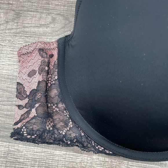 Torrid curve black padded underwire lace bra - Picture 4 of 13